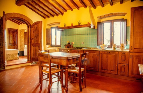 San Casciano in Val di Pesa House | Experience the Tranquility of Macinello Farmhouse Retreat
