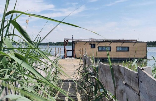 Giffaumont-Champaubert House | Relaxing Retreat: Ma Maison Sur L'Eau - Lac du Der