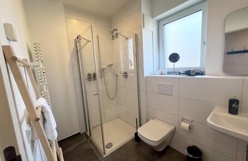 Innenstadt Apartment | Modern Smart Apartment in City Center - Pet & Child Friendly