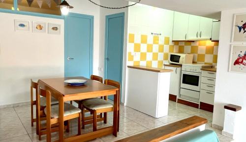 Salionc Apartment | Ocean View Retreat: Ma TERRASSE with Private Beach Access