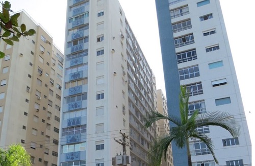 Gonzaga Apartment | Oceanfront Escape: Pet Friendly & Ocean View in Santos