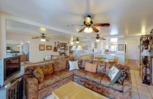 Maalaea Apartment | Oceanfront Retreat at Maalaea Kai 305: Rated 9.4/10