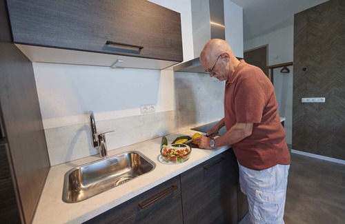 Thorn House | Pet-Friendly Maasresidence Thorn with Pool & Ocean Views