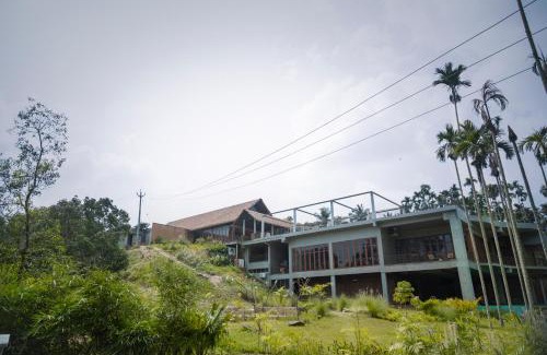 Wellington Hotel | Relaxing Maayaa Riverside Villas & Suites with Pool Access