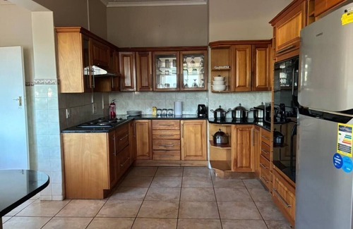 Harare House | Mabel's @ 54 Broadlands