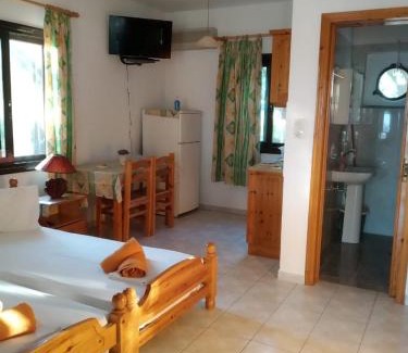 Myrina Apartment | Oceanfront Oasis: Mabella Beach with Top-Rated Amenities