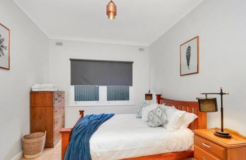 Broken Hill House | Mabel's Retreat: Family-Friendly Getaway with Netflix & Wifi