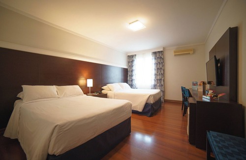 Matriz Hotel | Business-Friendly Mabu Curitiba with Pool and Breakfast