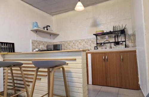 Dansoman Apartment | Welcoming Blueberry Suite: Family-Friendly Comfort Awaits