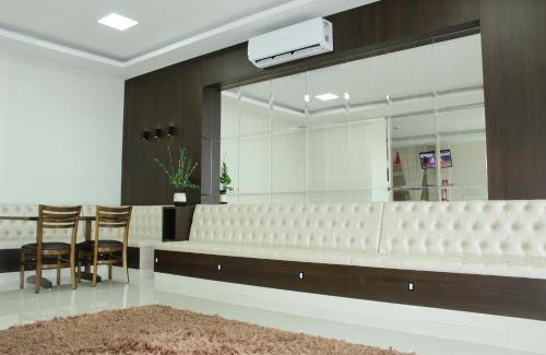 Plano Diretor Sul Hotel | Modern Mac Hotel: Guest Rated 9/10 & Family-Friendly Amenities