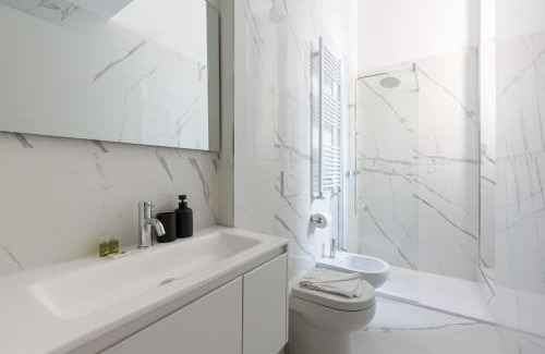 Ghisolfa Apartment | Urban Oasis at Mac Mahon - Family-Friendly Getaway