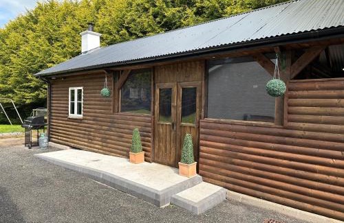 Clogher House | Top-Rated Mac's Cottage: Pet-Friendly with Hot Tub Access