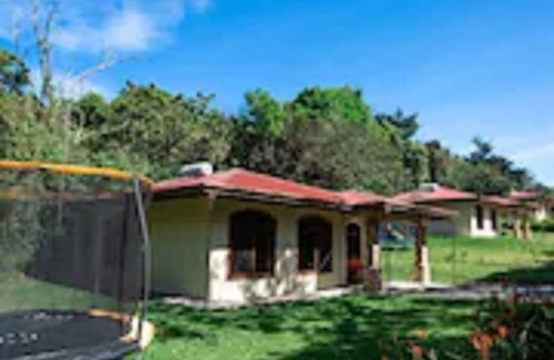 Monteverde Villa | Pet-Friendly Villas Macadamia: Rated 9.6 with Spa Access