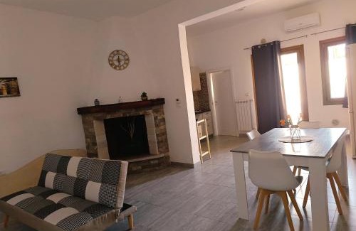 Erchie House | Relaxing Retreat at Macchialuru Home with Breakfast Included