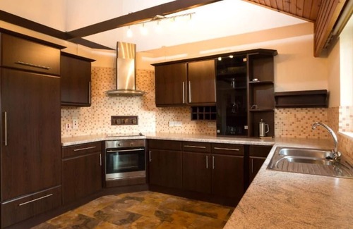 Aviemore Apartment | Discover Comfort at Macdonald Spey Valley Resort Retreat
