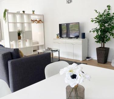 Machico Villa | Explore Machico Flat: Beachside Stay with Parking Access