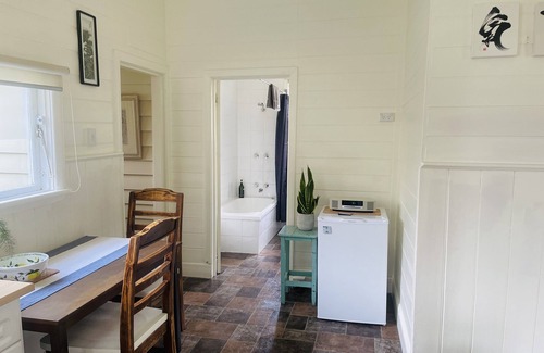 Bonbeach House | Experience Machiya Cottage with Ocean Views & Pool Access