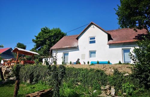 Stara Cervena Voda House | Maciejówka: Guest Rated 9.8, Oceanfront & Pet Friendly