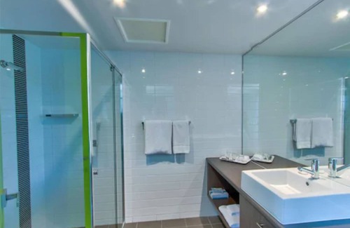 East Mackay Hotel | Experience Mackay Oceanside Central Hotel: 4-Star Comfort