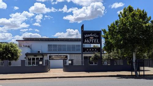 Gunnedah Hotel | Discover Mackellar Motel: 4-Star Stay with Family-Friendly Amenities