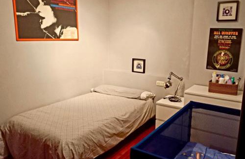 Pontevedra Apartment | Experience Macky's Pad - 4-Star Retreat with Top Reviews