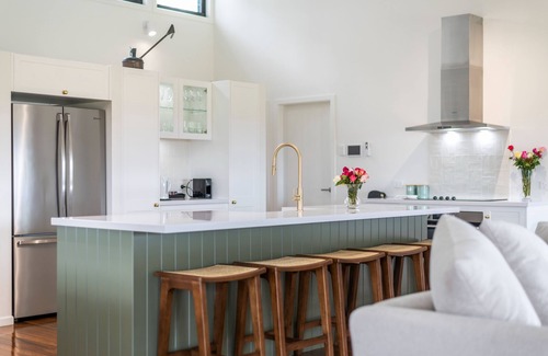 Gulmarrad Apartment | Unique Maclean Farmstay: Pet-Friendly Beach Retreat