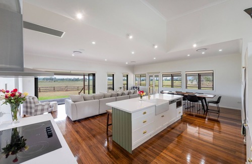 Gulmarrad Apartment | Unique Maclean Farmstay: Pet-Friendly Beach Retreat