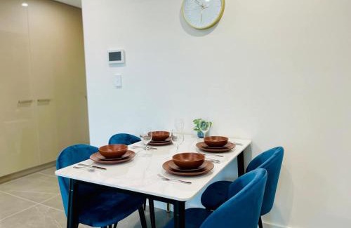 Macquarie Park Apartment | Modern Macquarie Park 2-Bedroom with Gym & Pool Access