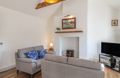 Macreddin Village Cottage | Family-Friendly MACREDDIN ROCK HOLIDAY COTTAGE in Wicklow