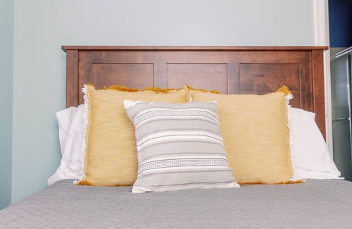 Lakeview House | Relaxing Lakefront Retreat at Mad River Mountain & Ohio Caverns