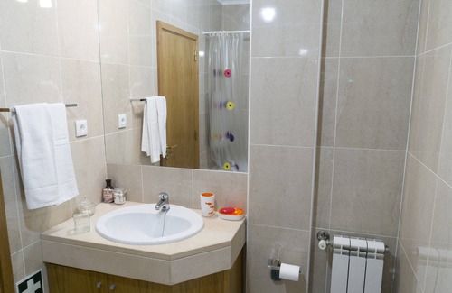Madalena Hotel | Exceptional Madalena Beach Apartment with Spa & Breakfast