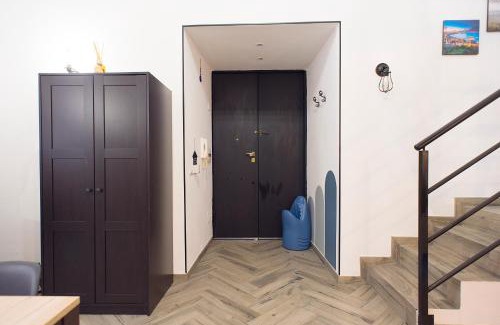 Quartieri Spagnoli Apartment | Top-Rated Family Stay at Madaleni Home Plebiscito