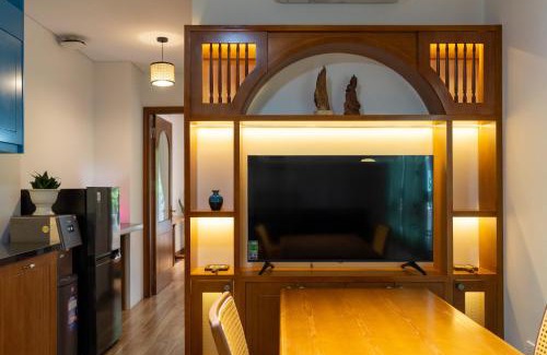 Truc Bach Apartment | Madame Binh