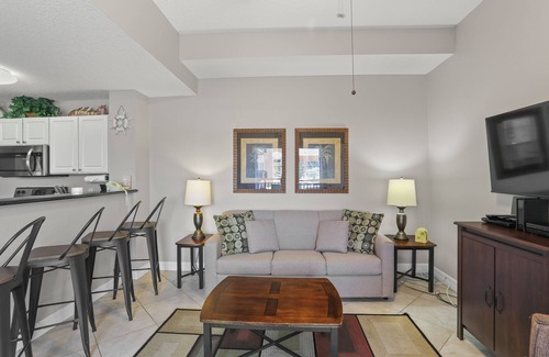 Madeira Beach Condo | Relaxing Madeira Bay Resort with Ocean Views & Beach Access