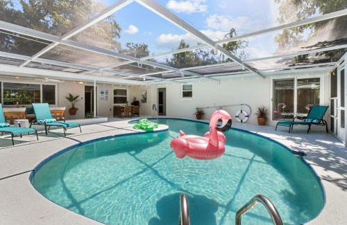 South Pinellas Community Council House | Madeira Beach Pool Home with Guest House