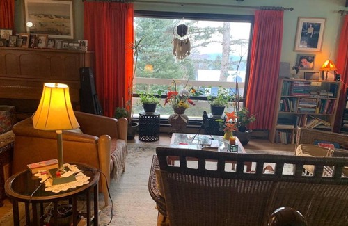 Val David House | Discover Serenity at Madelyn’s Val David Retreat