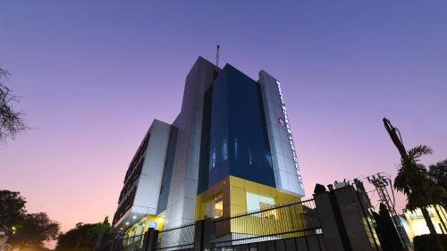 Mathura Hotel | Budget-Friendly Madhav Muskan Residency with Family Amenities