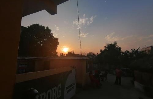 Manigram House | Cozy Madhukunda Homestay: Pet-Friendly & Family-Oriented