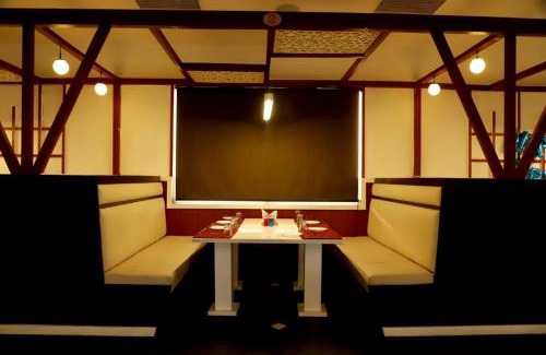 Mau Ranipur Hotel | Madhuram Resort