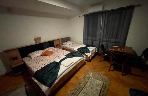 Sllatina e Madhe Hotel | Madigan's Hotel: Oceanfront Escape with Pool & Pet-Friendly