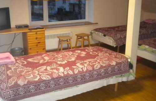 Jogeva House | Comfortable Stay at Madise Guesthouse - Family & Pet Friendly