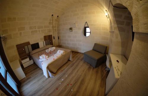 Laterza House | Oceanfront Madonna delle Grazie: Guest Rated 8.8/10
