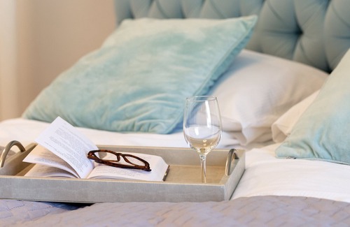 Pogorze Apartment | Experience Madrycka Apartment at Tesoro Gardens - Ocean View Retreat