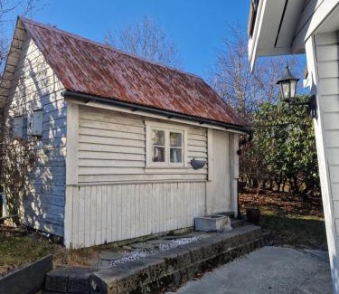 Etne House | Madsgård: 4-Star Ocean View Retreat with Private Beach