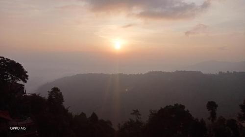 Darjeeling House | Discover Madys View - Aaple Ghar: Spa & Child-Friendly Retreat