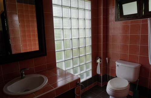 Mae Rim Hotel | Exceptional Mae Nai Gardens: Family-Friendly with Pool Access