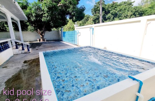 Rayong House | Mae Rampung Beach House: Family-Friendly Oasis with Pool