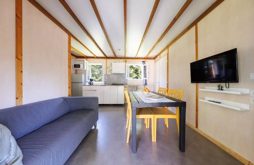 Chatel-Guyon House | Family-Friendly Maeva Respire Campsite with Spa Amenities