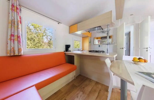 Chatel-Guyon House | Relaxing Family Retreat at Maeva Respire Campsite