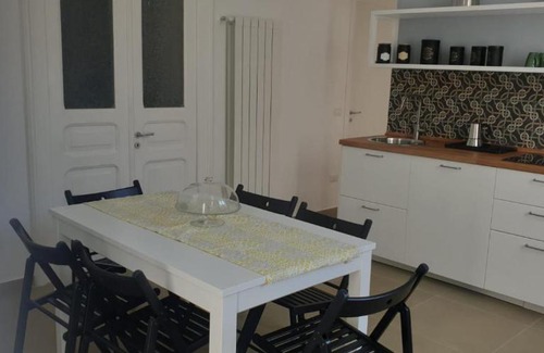 Naples City Centre Bed & Breakfast | Pet-Friendly MaGà Station: Rated 10/10 with Family Amenities